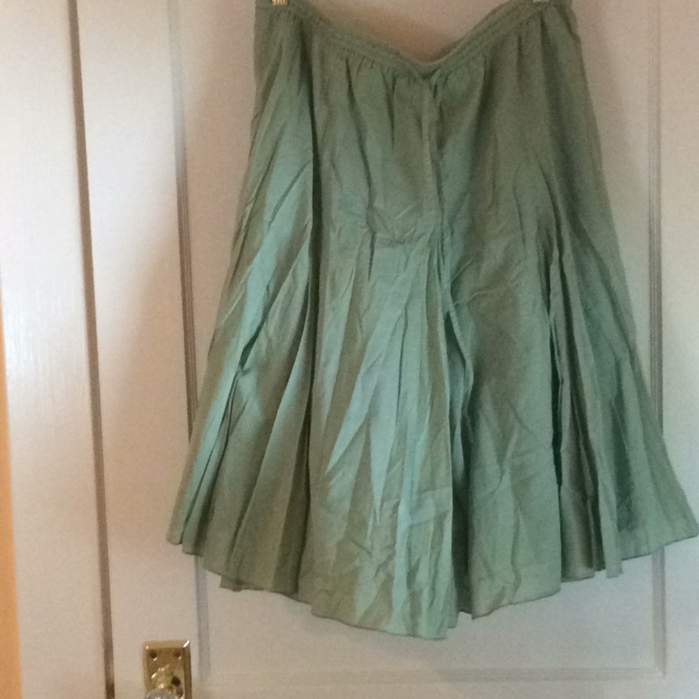 Skirt